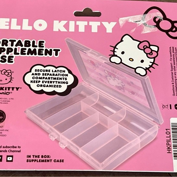 Hello Kitty pill case - Picture 2 of 2